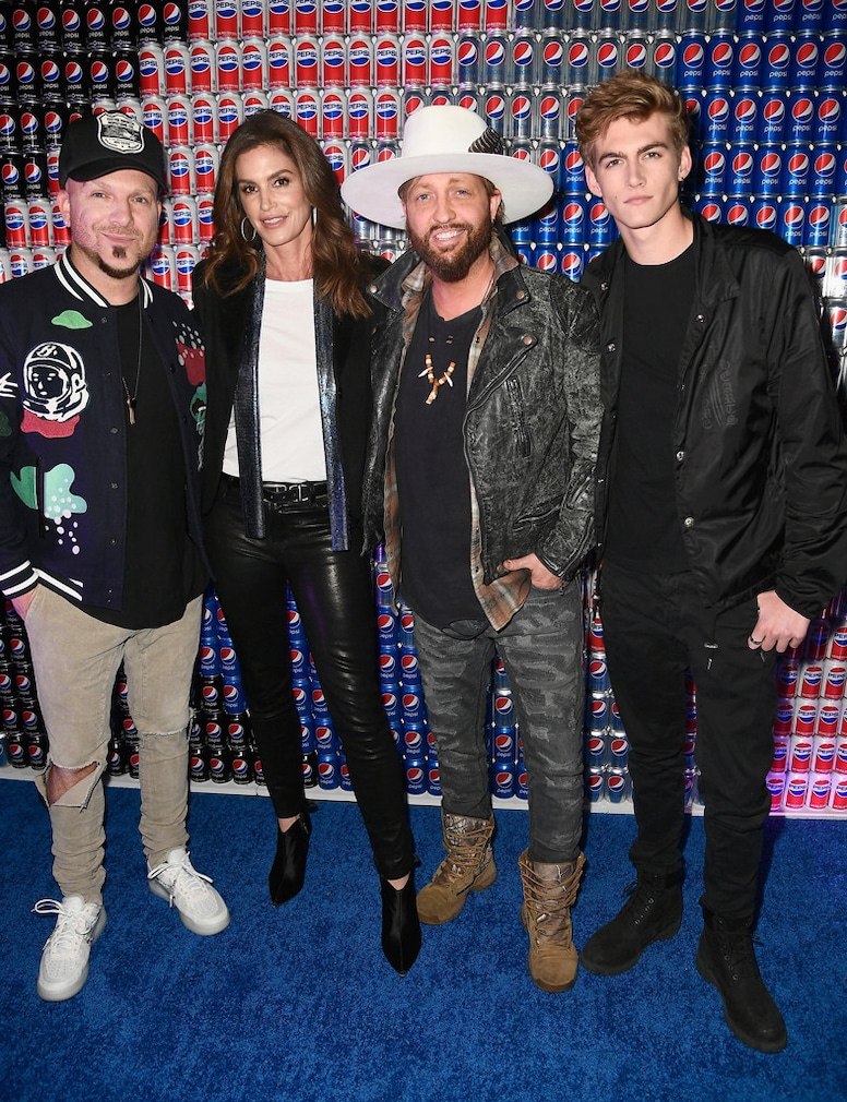 Chris Lucas, Cindy Crawford, Preston Brust, Presley Gerber