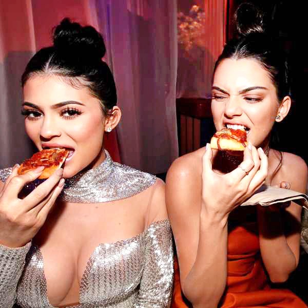 Kylie Jenner, Kendall Jenner, Pizza