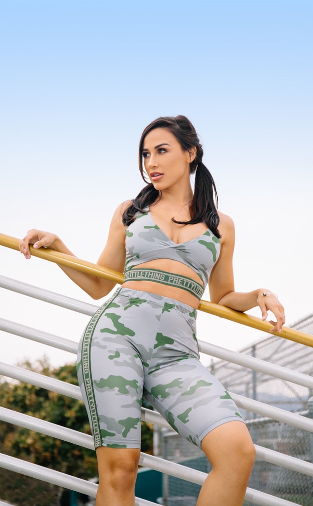 Army Girl From Ana Cheri Models Prettylittlething Fitness Line E News 