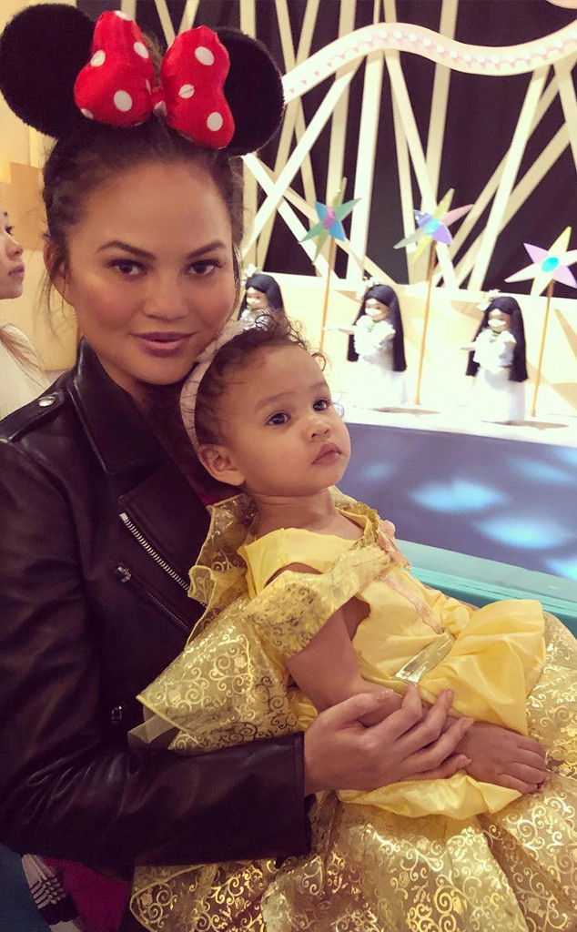 Chrissy Teigen Baby Luna Go All Out At Disneyland Hong Kong E Online