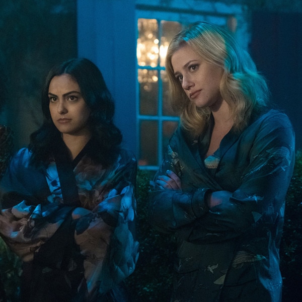 Can Betty And Veronica's Friendship Survive On Riverdale?