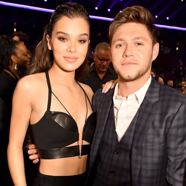 Niall Horan Y Hailee Steinfeld Ya No Ocultan Su Amor Y Se Comen A Besos En Público ¡míralos E 