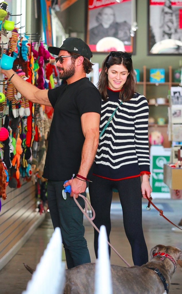 Zac Efron, Alexandra Daddario