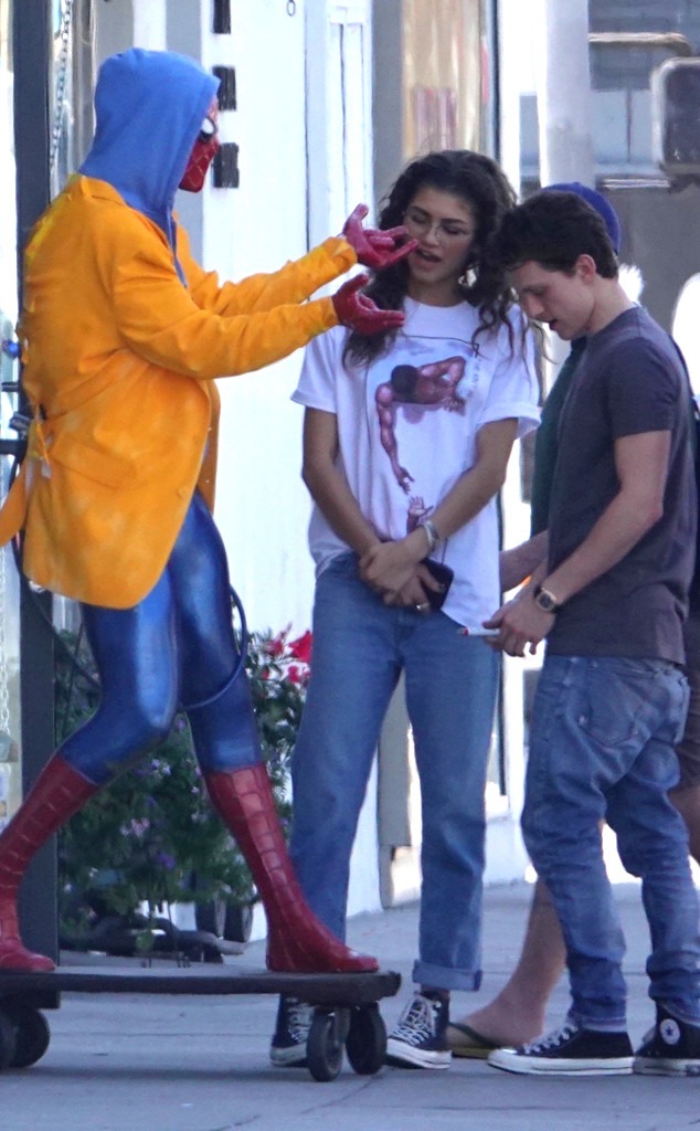 Tom Holland and Zendaya Bump Into a Spider-Man Statue | E ...