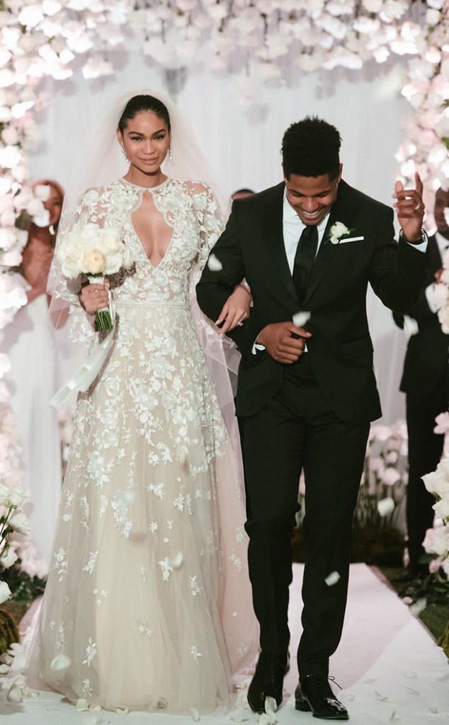The Bride Wore a Chanel Couture Wedding Dress Inspired by Claudia Schiffer