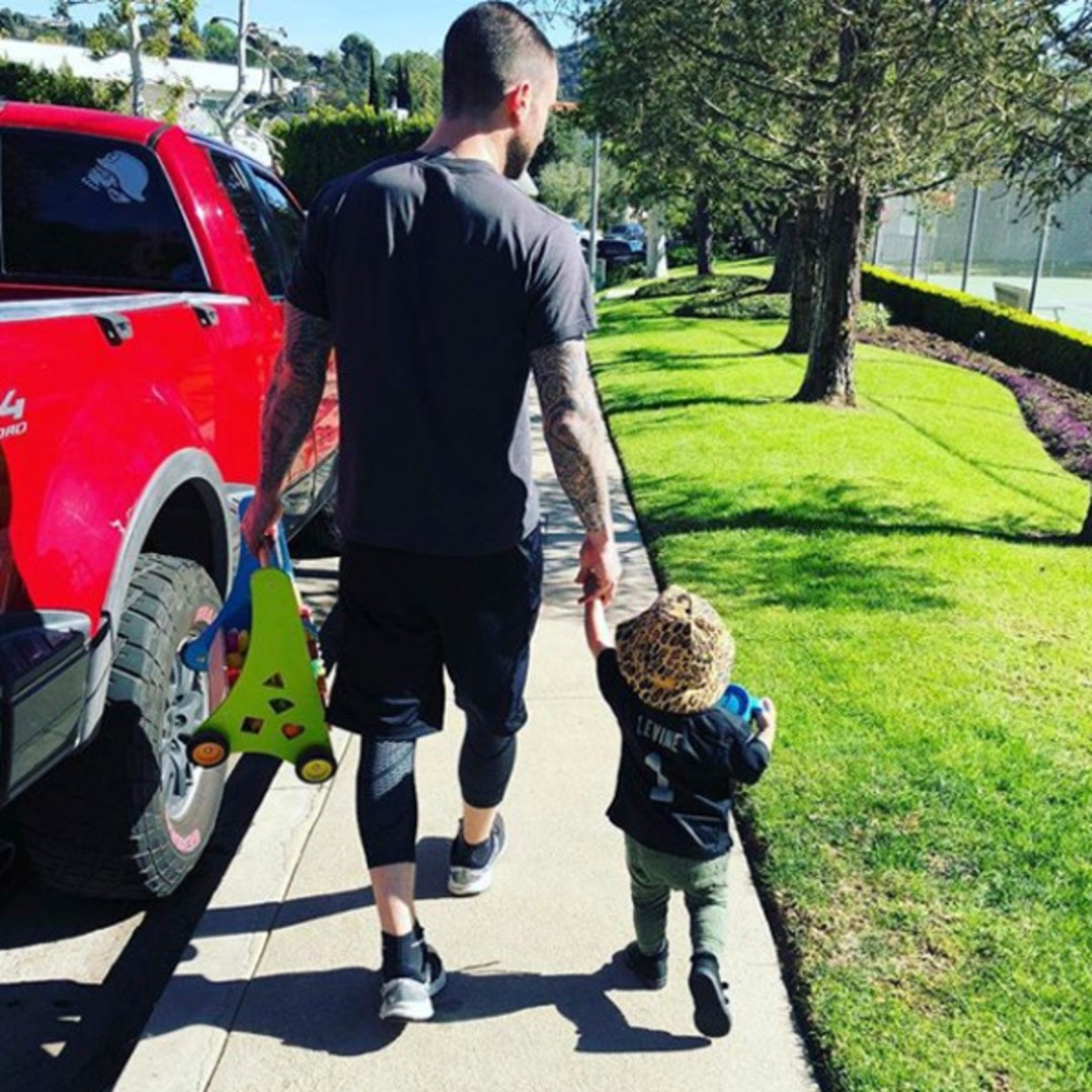 Adam Levine Shares Sweet DaddyDaughter Photo with Dusty Adam Levine Shares Sweet DaddyDaughter Photo with Dusty