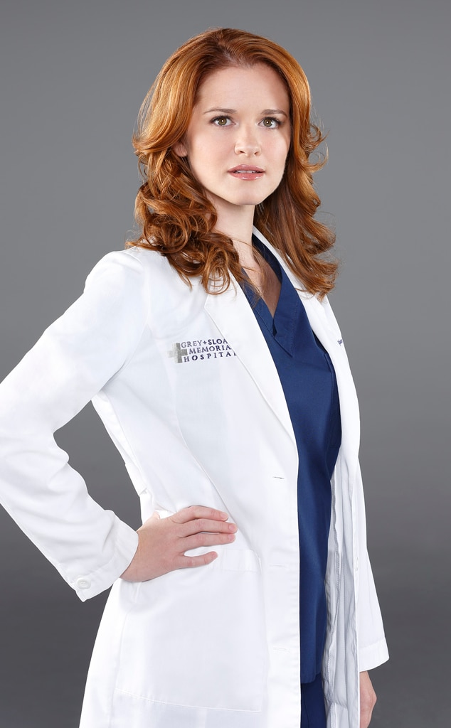 Sarah Drew As April Kepner From Grey's Anatomy's Departed Doctors ...