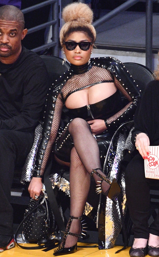 Nicki Minaj, Basketball game, S&M leather outfit