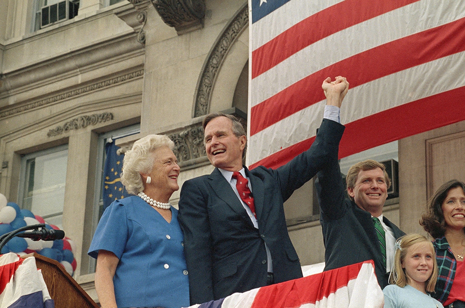 George H.W. Bush, Barbara Bush