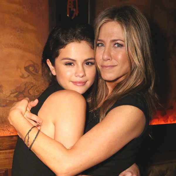 Inside Selena Gomez & Jennifer Aniston's Not-So-Random Friendship - E ...