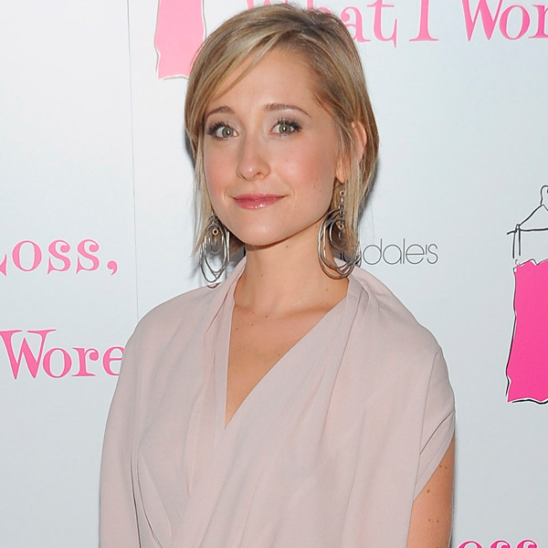 Smallville Star Allison Mack Arrested and Charged With Sex Trafficking