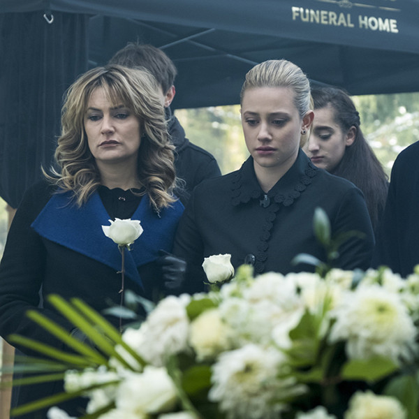 Riverdale Reveals the Truth About Betty�s Brother E! Online