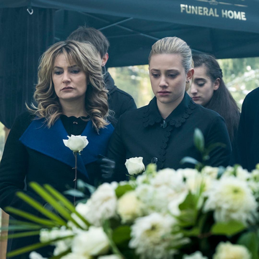 Riverdale Reveals the Truth About Betty�s Brother E! Online Riverdale Reveals the Truth About Betty�s Brother E! Online