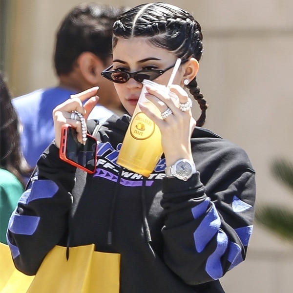 Kylie Jenner Gets 'JW' Ring for Travis Scott and Jordyn Woods: Pic! |  Entertainment Tonight