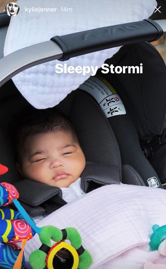 Kylie Jenner, Stormi, Instagram
