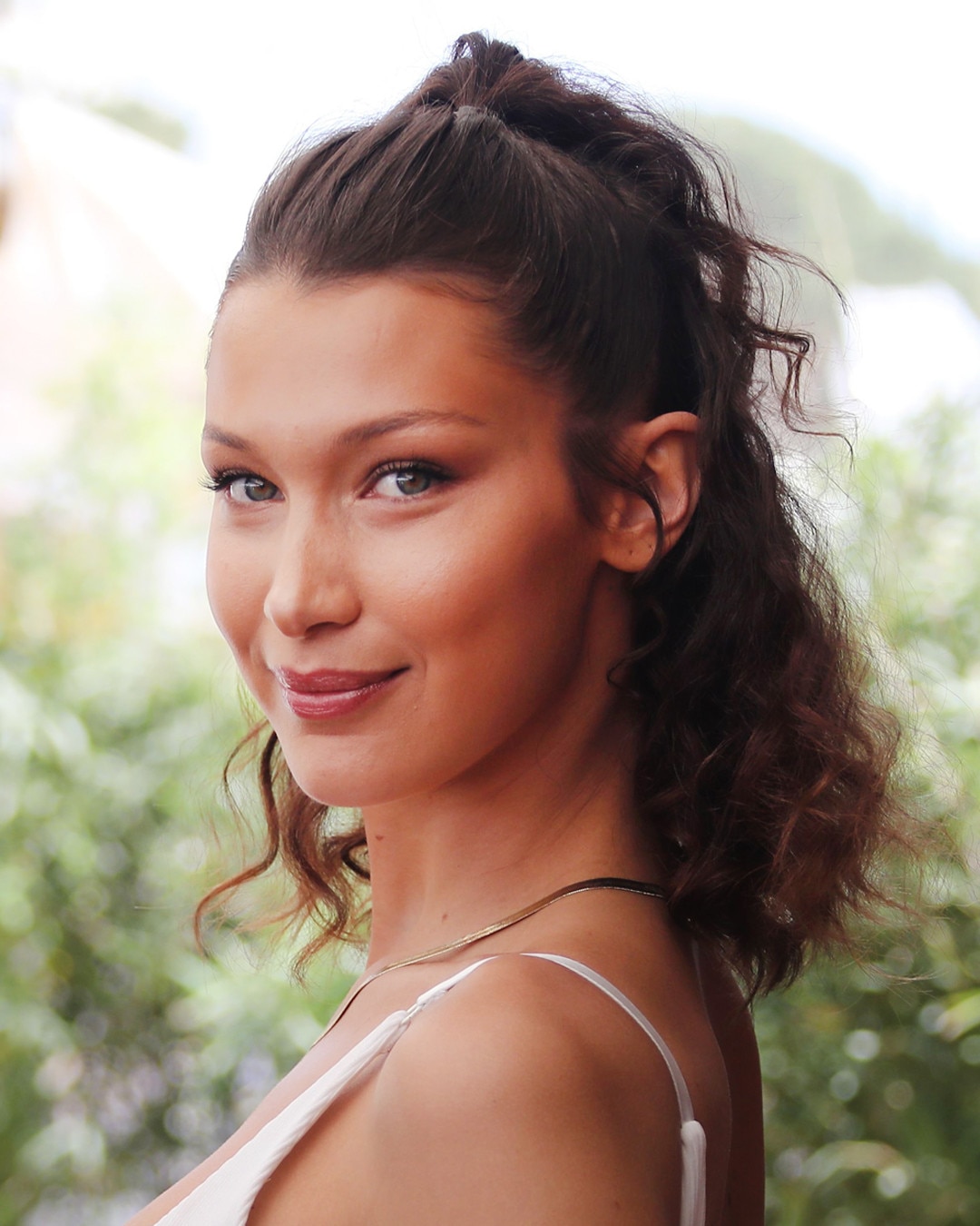 Bella Hadid is making 90s Jewellery Cool  The Outlet