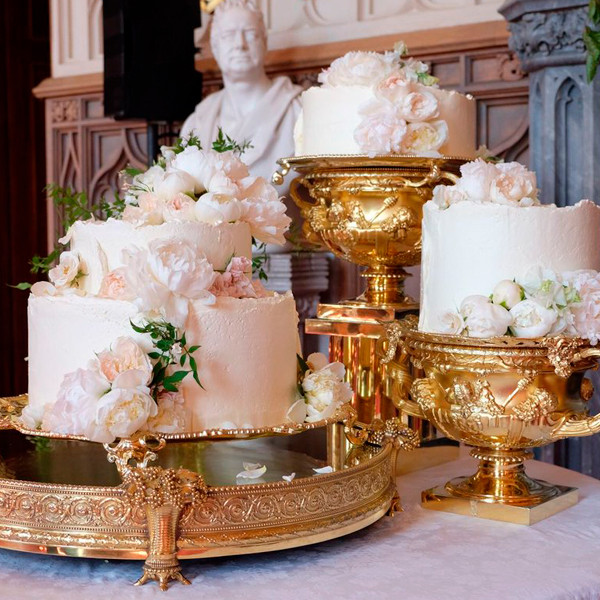 Meghan Markle And Prince Harry S Wedding Cake Is Too Pretty To Eat E Online