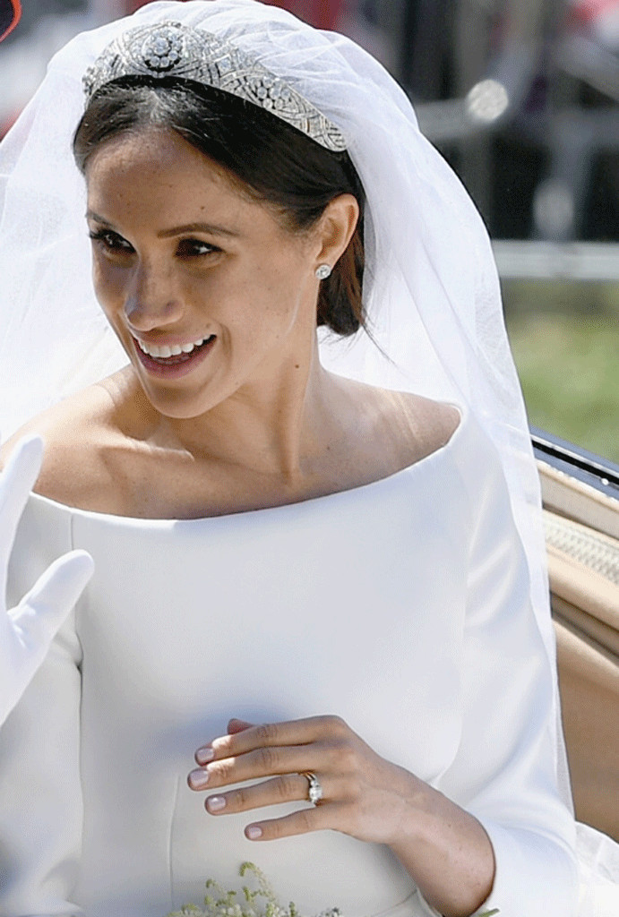 smerte pint marked Meghan Markle Wears Queen's Favorite Nail Polish for Royal Wedding - E!  Online