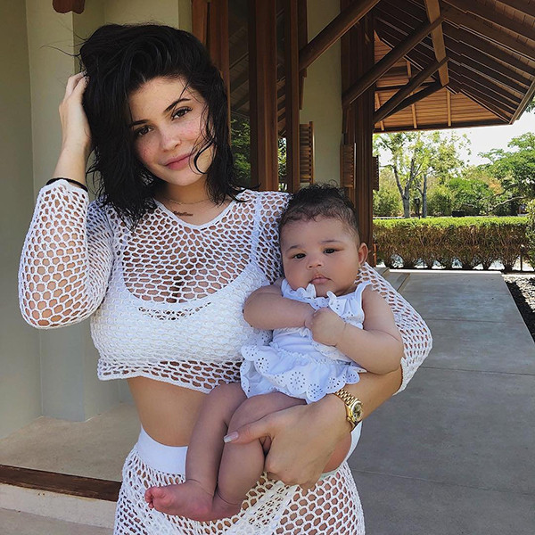  - kylie jenner sh! ows off her baby girl stormi in sweet instagram pic