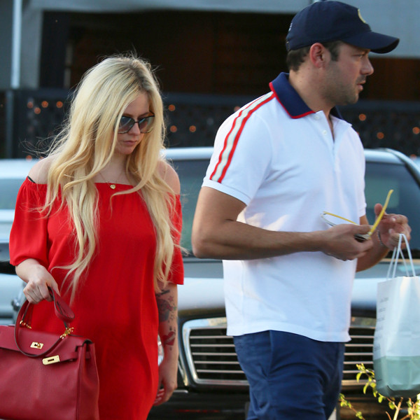 Avril Lavigne Is Quietly Dating Billionaire Heir Phillip Sarofim - E! Online