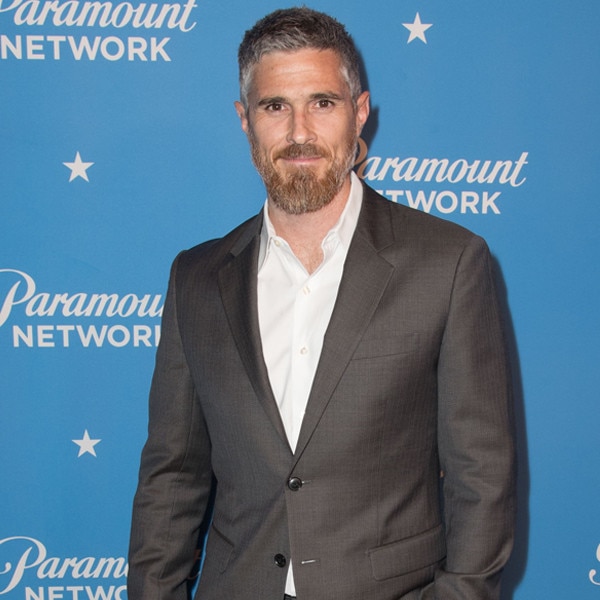 Dave Annable beach