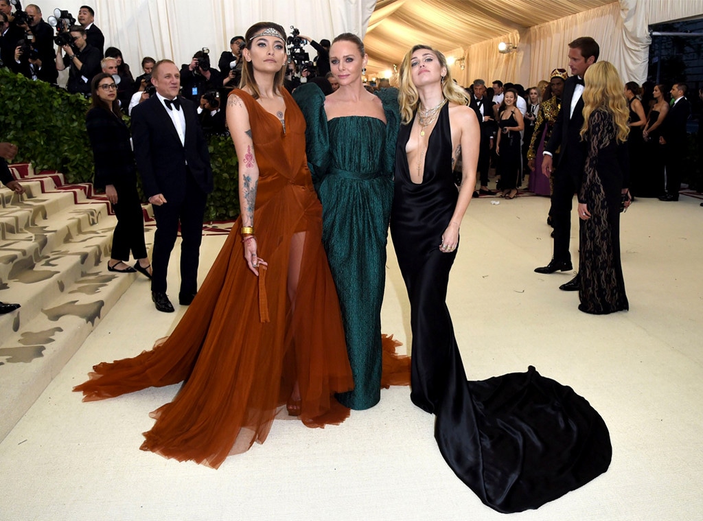 Paris Jackson, Stella McCartney, Miley Cyrus, 2018 Met Gala, Red Carpet Fashions