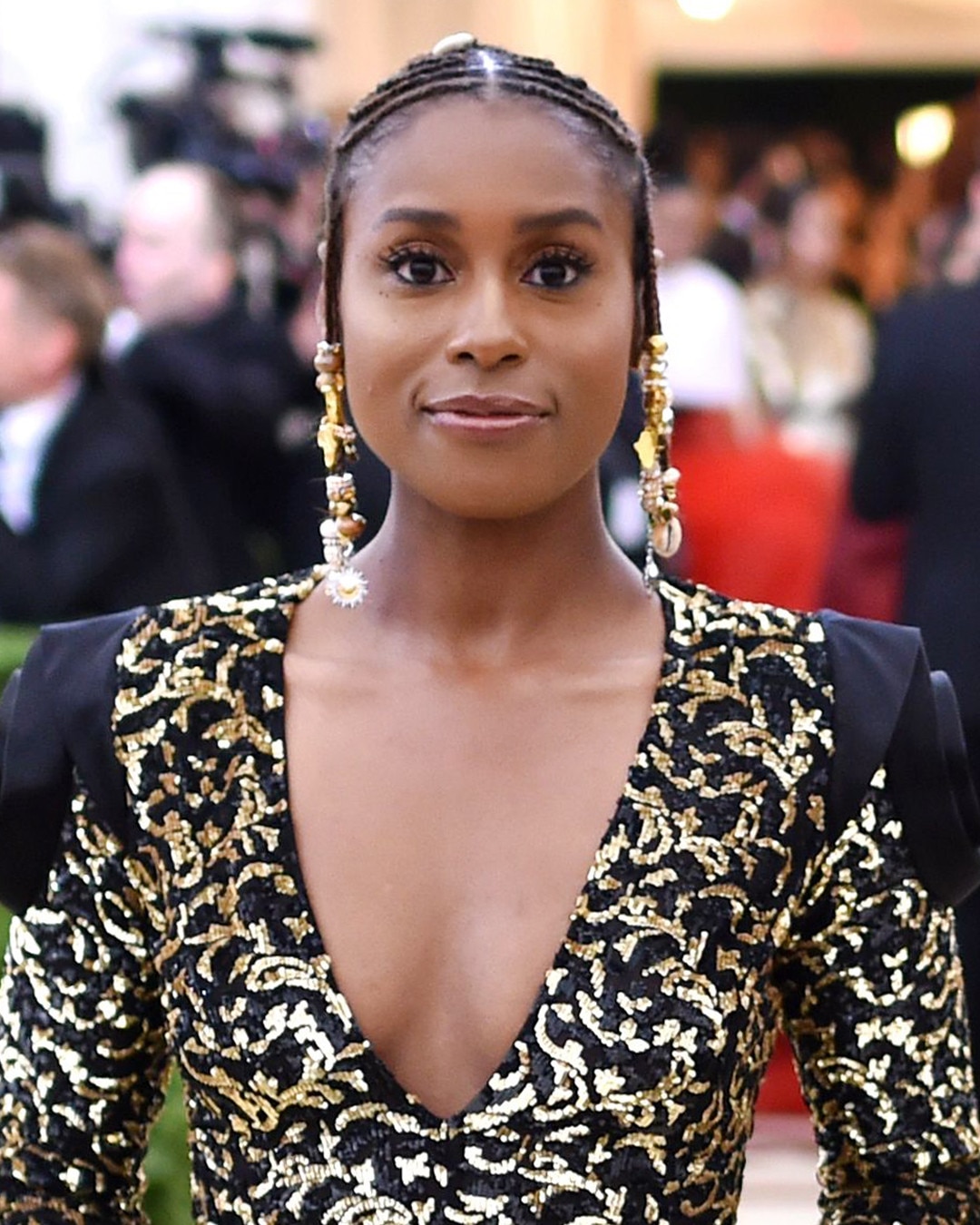 Issa Rae from Best Beauty on the Met Gala 2018 Red Carpet | E! News