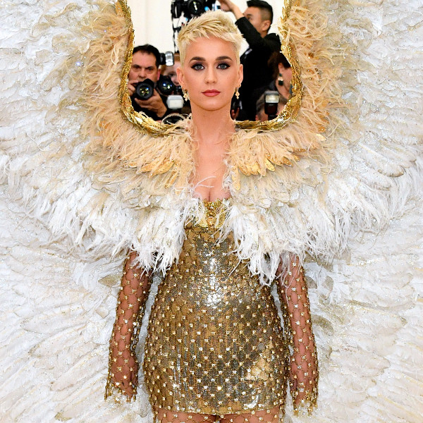 Katy Perry And Her Angel Wings Turn Heads At 2018 Met Gala - 