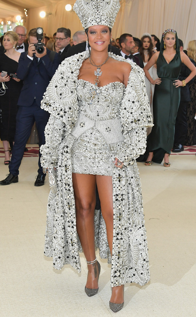 The Best Met Gala Looks of All Time [PHOTOS]
