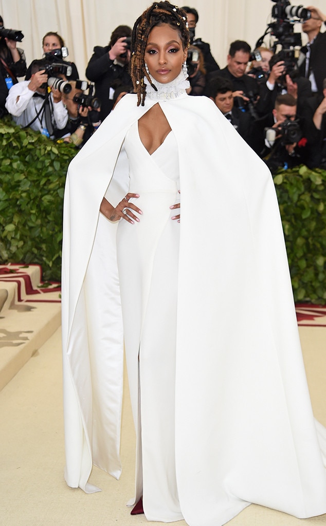 https://akns-images.eonline.com/eol_images/Entire_Site/201847/rs_634x1024-180507171736-634.jasmine-tookes-met-gala-2018-arrivals.ct.050718.jpg