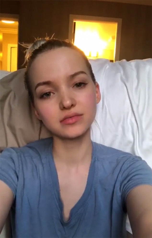 Dove Cameron Hates How Social Media Makes Her Feel E Online Uk