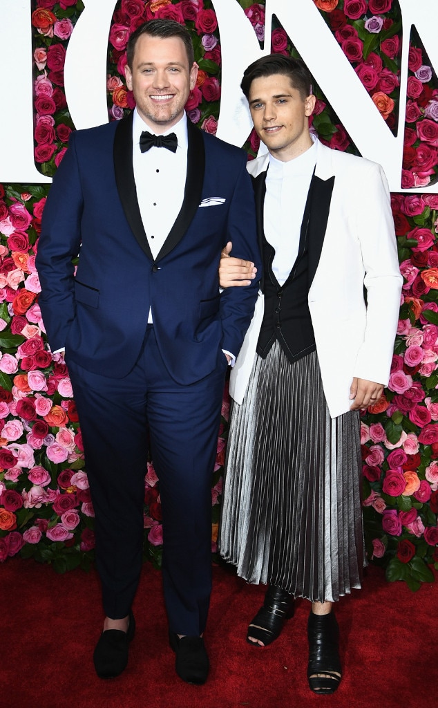 rs_634x1024-180610143732-634-Michael-Arden-Andy-Mientus--tony-awards-2018.ls.61018.jpg