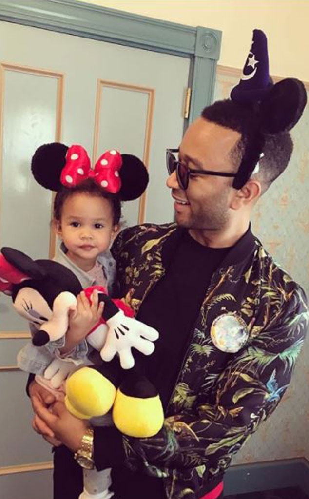 John Legend, Luna, Father, Daughter