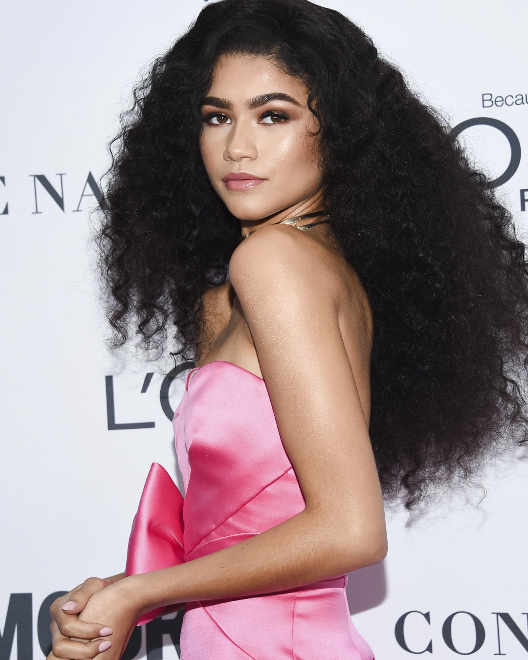 ESC: Zendaya, Retro Hairstyles