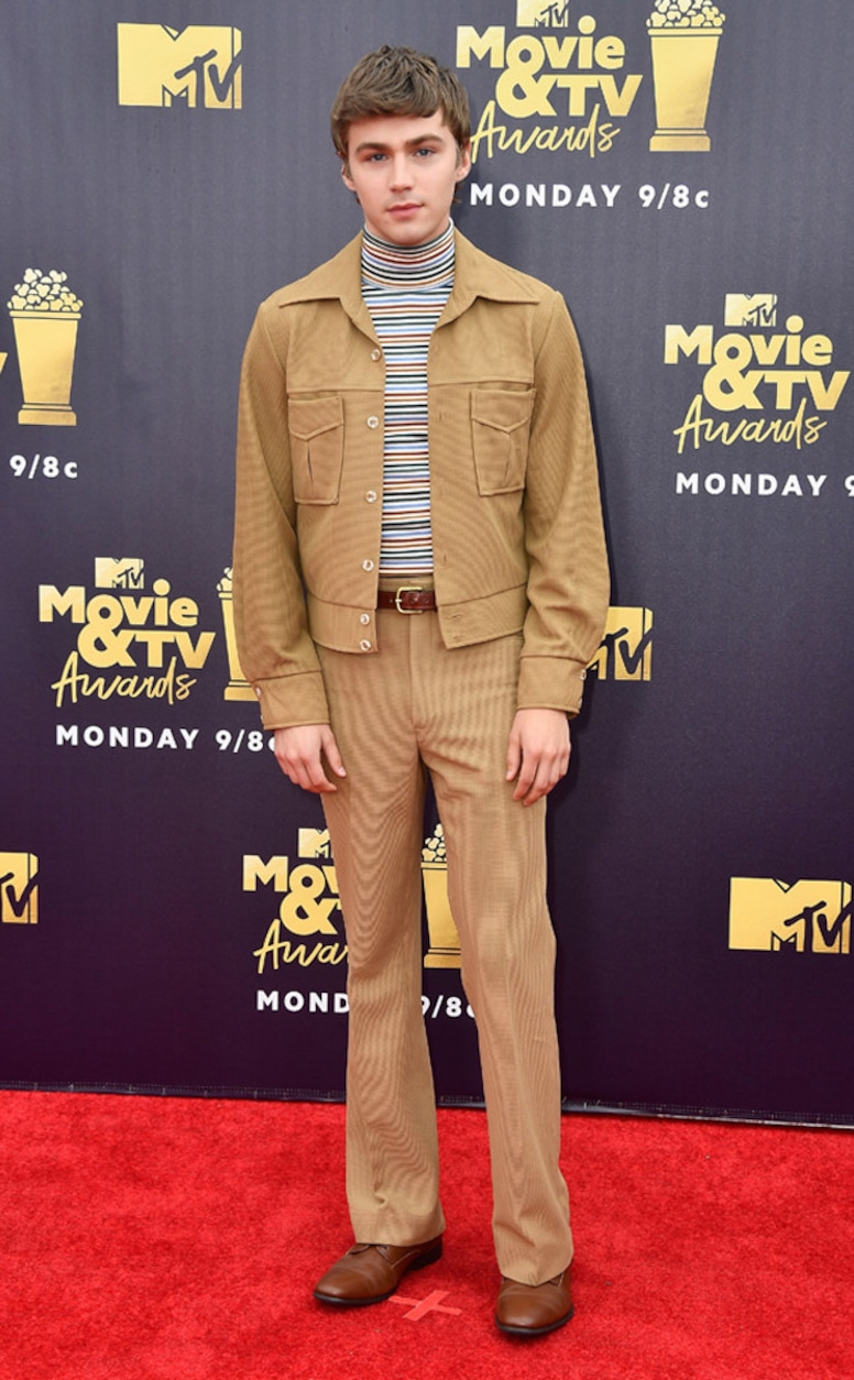 Miles Heizer, 2018 MTV Movie & TV Awards, Arrivals