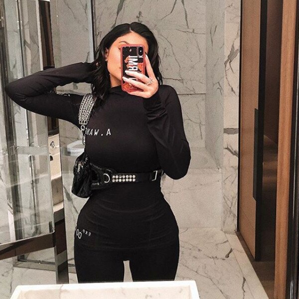 kylie jenner waist training belt