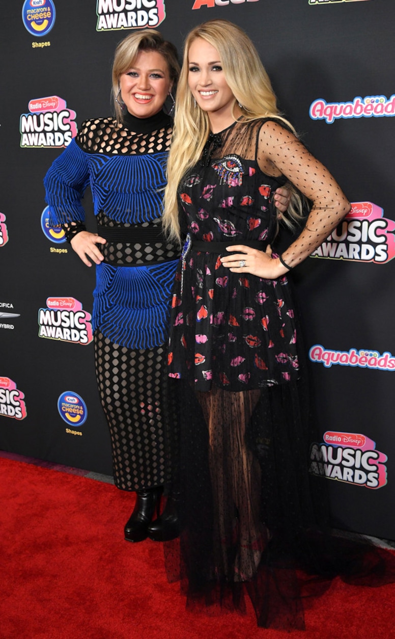Kelly Clarkson, Carrie Underwood, 2018 Radio Disney Music Awards