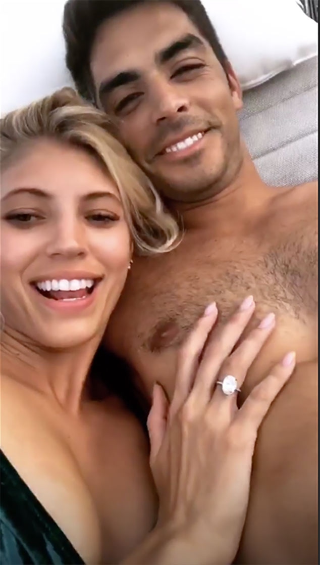 Devon Windsor, Johnny Dex, Instagram, Engagement, Proposal