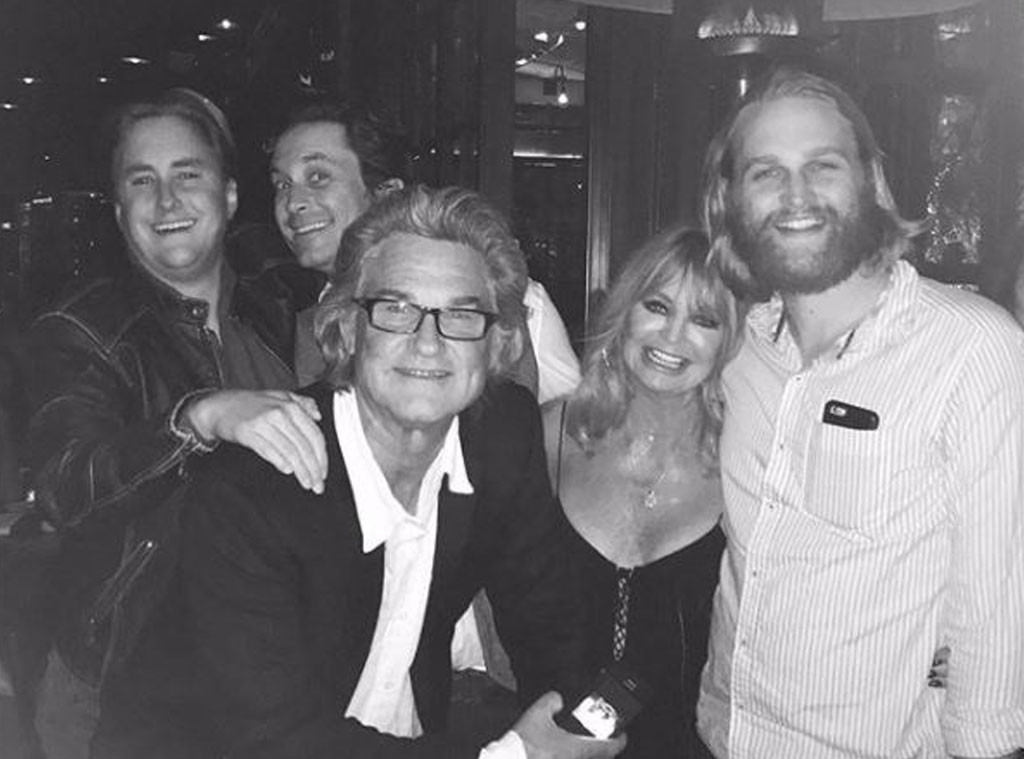 Photos From Goldie Hawn Kurt Russell Romance Rewind E Online