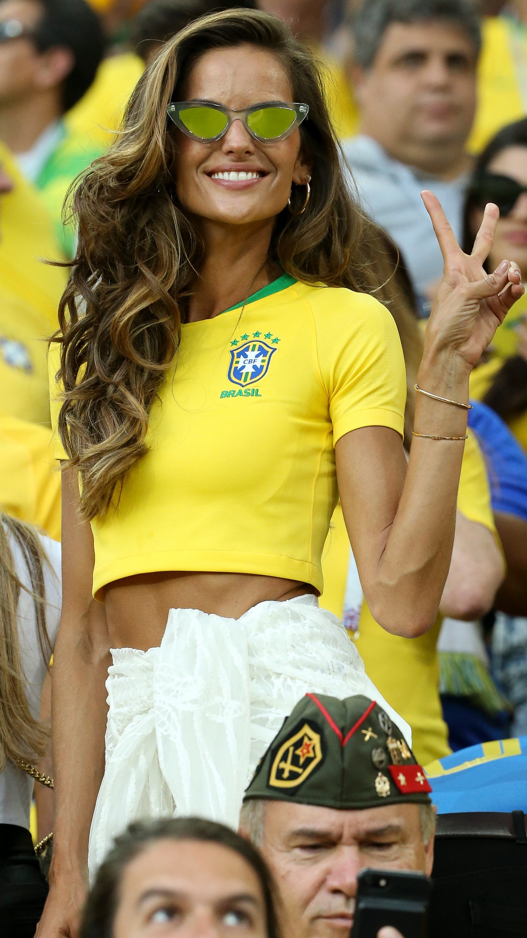 Izabel Goulart