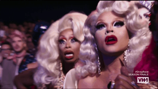 rs_640x360-180628184033-RuPauls_Drag_Race-Grand_Finale-5_58_37_PM_-_5_58_38_PM-2018-06-28.gif?fit=around%7C640:auto&output-quality=90&crop=640:auto;center,top