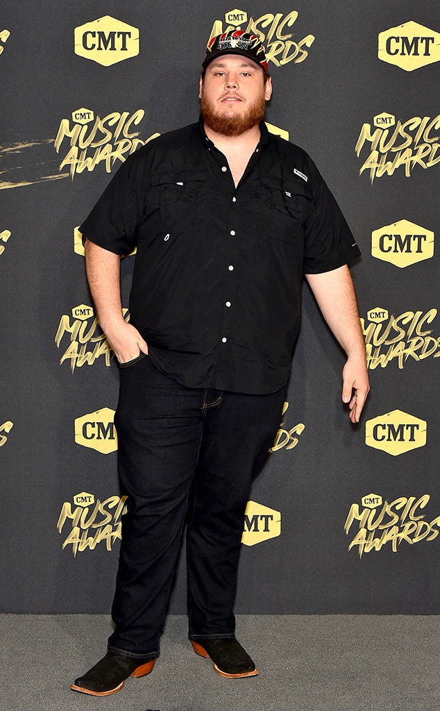 Luke Combs from CMT Music Awards 2018 Red Carpet Fashion E! News