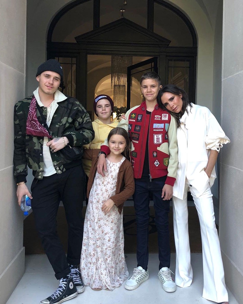 Brooklyn Beckham Es El Mejor Hermano Mayor Y Tienes Que Verlo | E! News