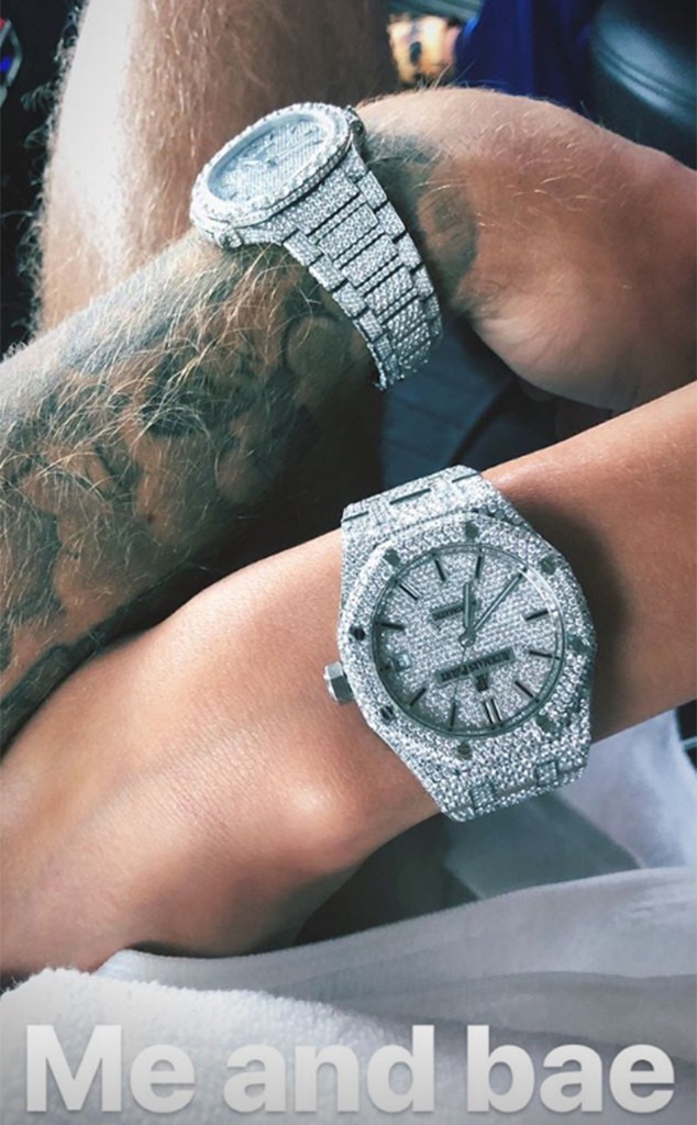 Justin Bieber And Hailey Baldwin Wear His And Hers Diamond