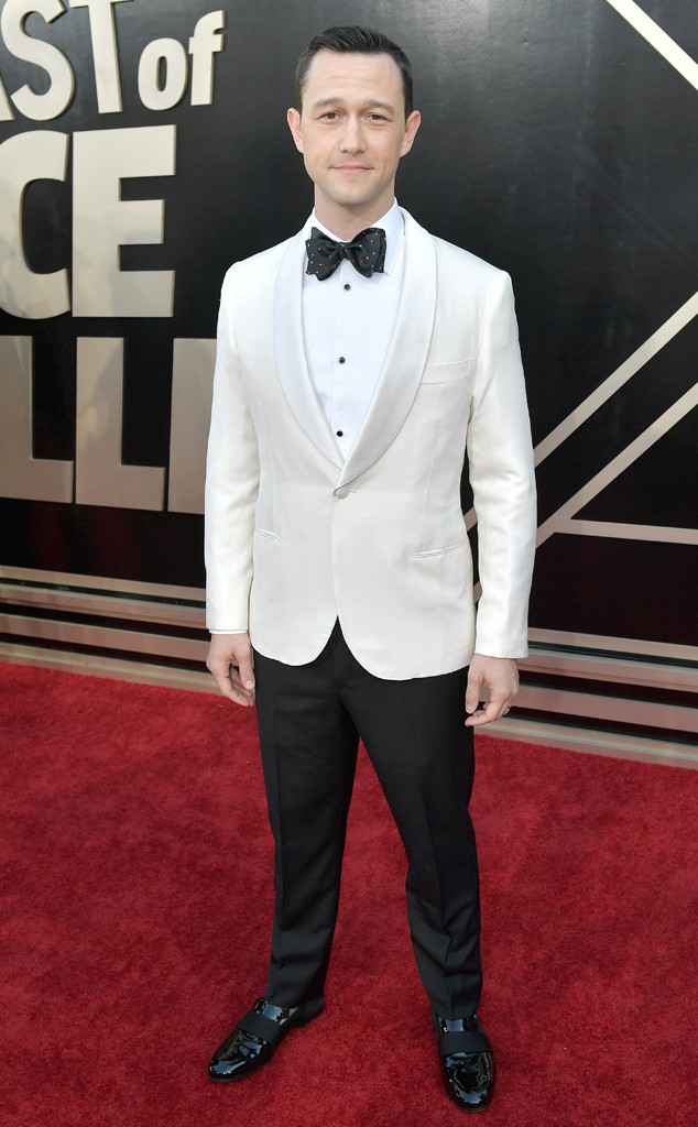 See Joseph Gordon Levitt Make Rare And Adorable Comment About His Sons E Online
