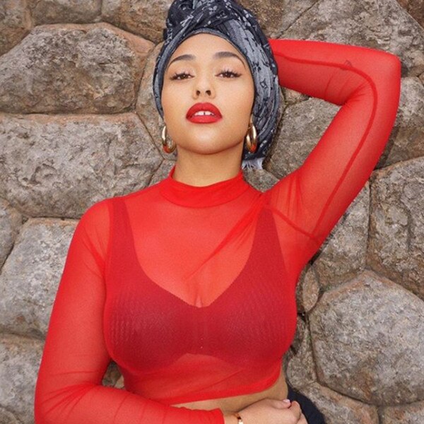 ESC: Jordyn Woods' Best Makeup Selfies