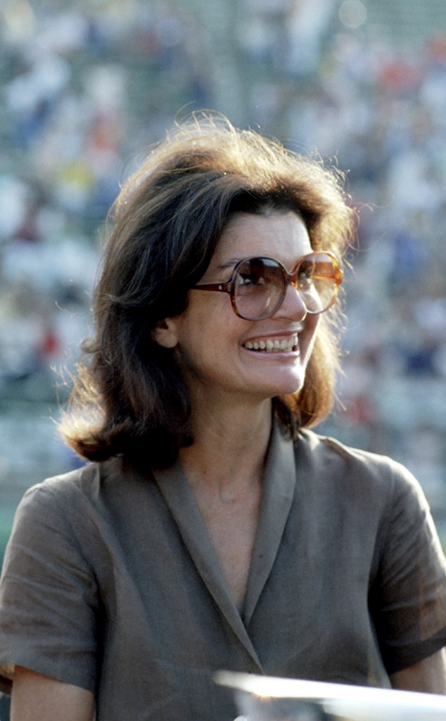 jackie kennedy with sunglasses