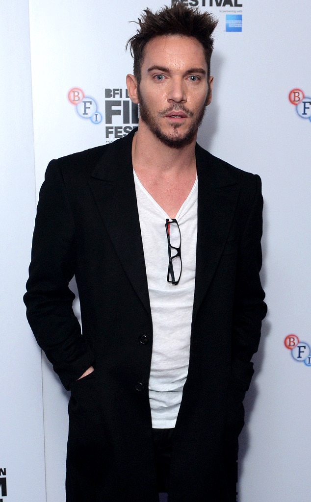 Next photo of Jonathan Rhys Meyers