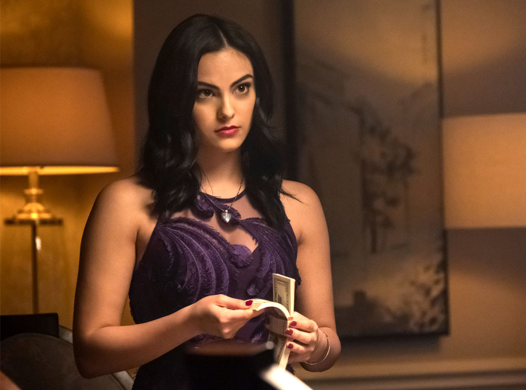 Vampire-Die Charaktere Rs_1024x759-180810151926-1024.camila-mendes-riverdale.ct.081018