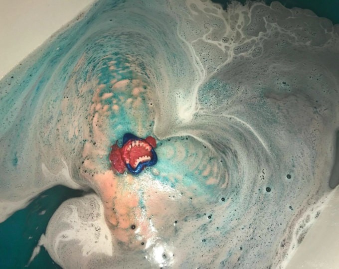 Bomba de banho de tubarão